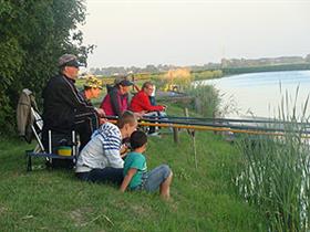 Camping De Finne in Reahûs (Roodhuis)