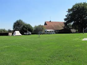 Camping De Dam in Tilligte