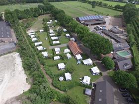 Camping 't Vressels Bos in Nijnsel