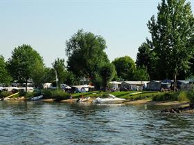 Camping Bad Nederrijn in Maurik