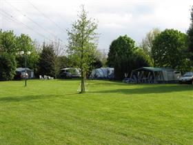 Camping De Peelweide in Grashoek