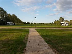 Camping De Grote Bredelaar in Elst