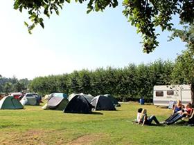 Camping Tussen de Dijken in Tiel