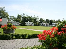 Camping De Groninger in Nijemirdum