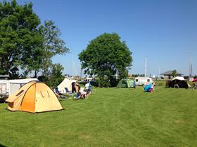 Camping De Oosthoek in It Heidenskip