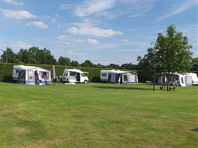 Camping De Kuundert Hoeve in Bakel