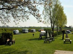 Camping De Zeelandsche Hof in Millingen a/d Rijn