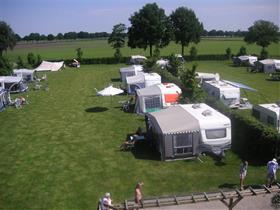 Camping De Peelfluiter in Ospel