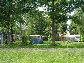 Camping De Rooëjbes in Neer