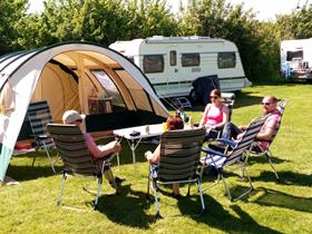 Camping De Eikenhof in Paasloo