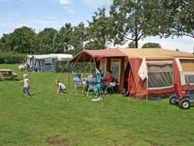 Camping De Speelhoeve in Sinderen