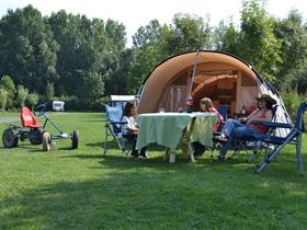 Camping De Paardenwei in Oostburg