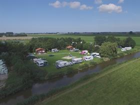 Camping De Blikvaart in Sint Annaparochie