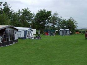 Camping De Horizon in Burgerbrug