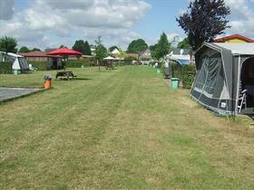 Camping Den Hoogen Berg in Boven-Leeuwen